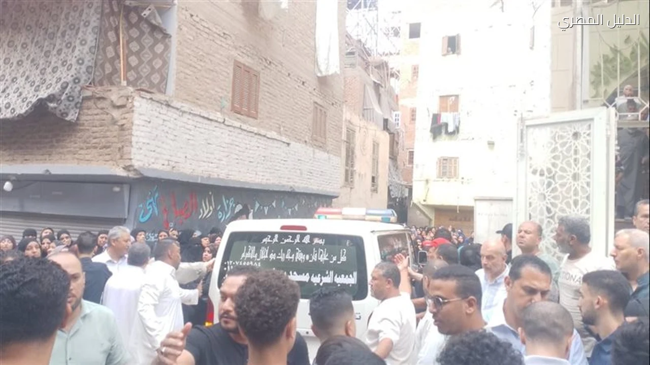 أهالي شبرا الخيمة يشيعون عبد السلام الخضراوي