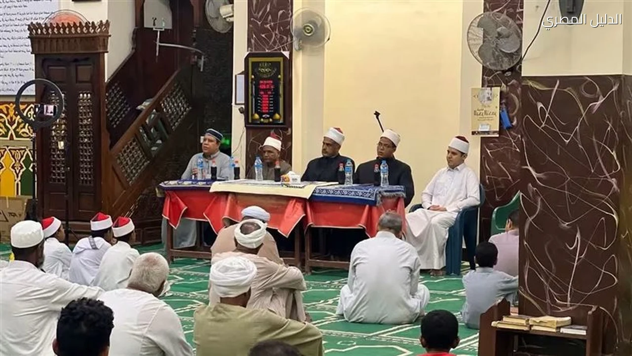 أوقاف البحر الأحمر تواصل الأسبوع الثقافي بمسجد حميضات الحديد
