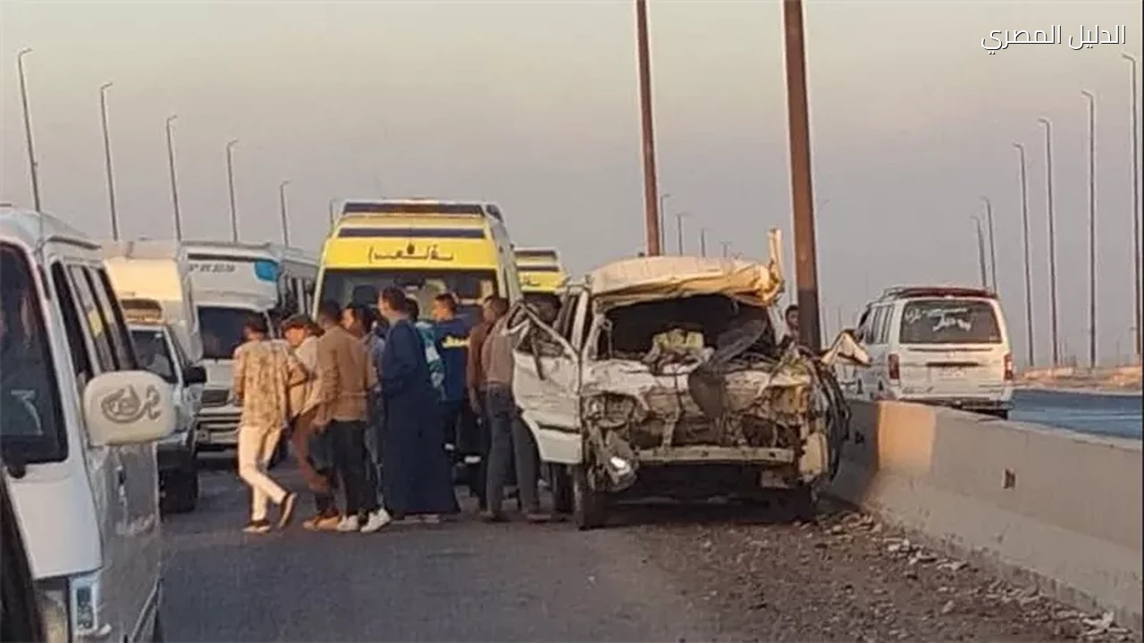 إصابة 8 عمال في اصطدام ميكروباص بالدائري الإقليمي