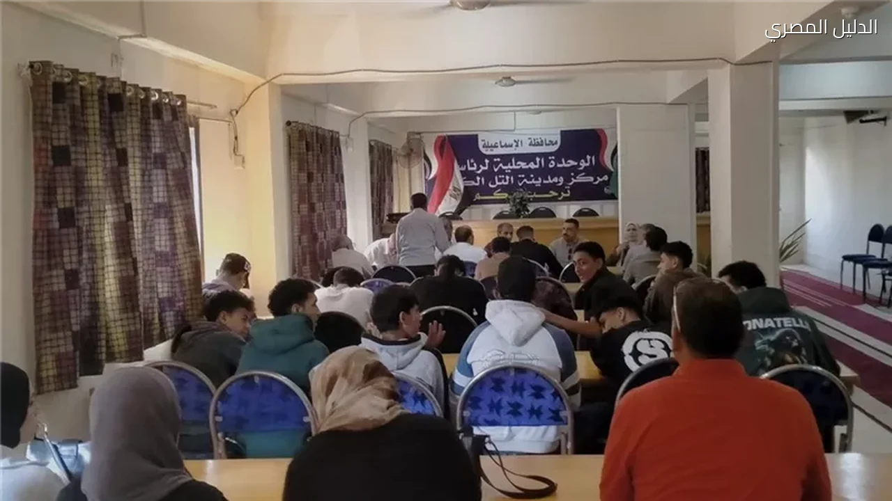 شباب الإسماعيلية يتقدمون لاختبارات العمل بمشروع الصوب الزراعية