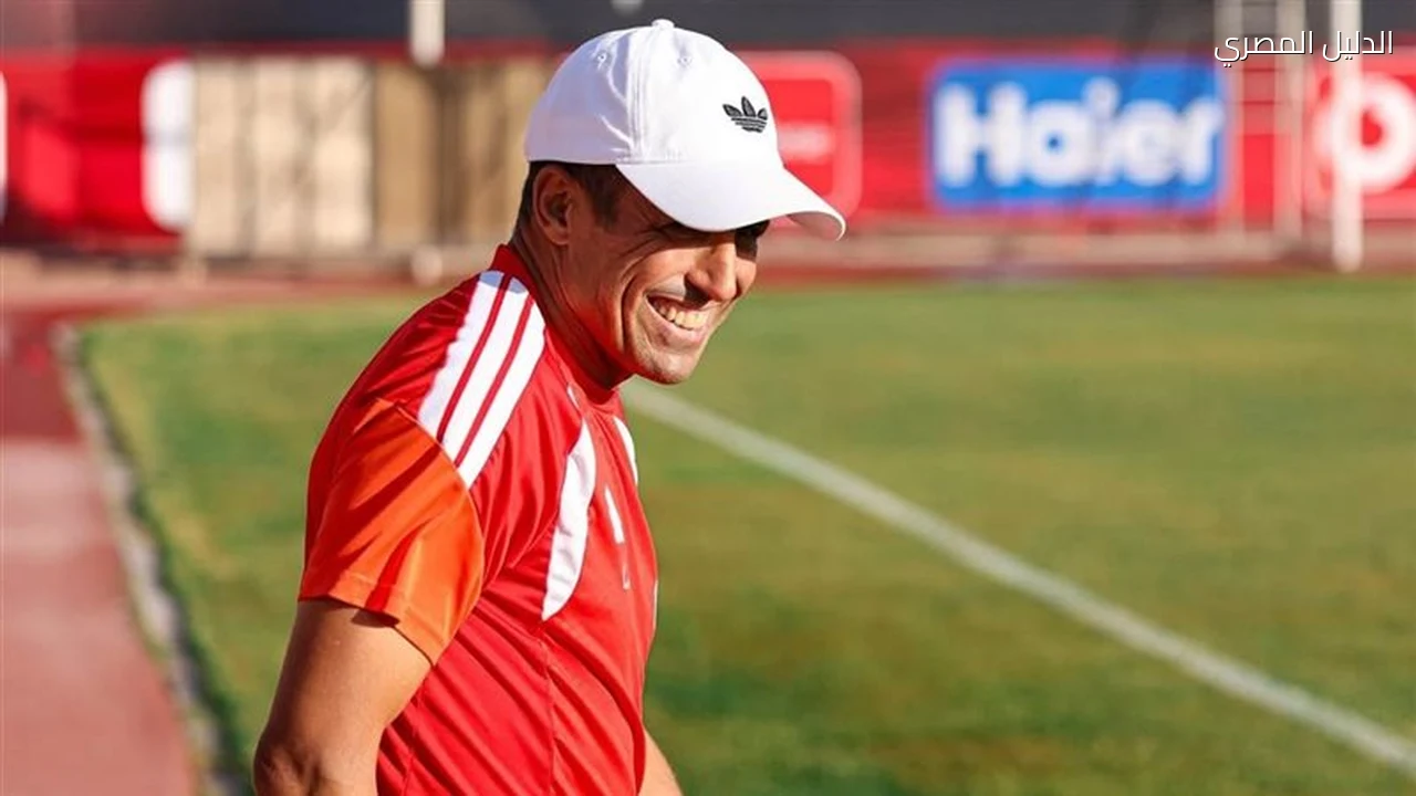 الأهلي يستعد للقمة أمام الزمالك بمحاضرة فيديو وقائمة قوية
