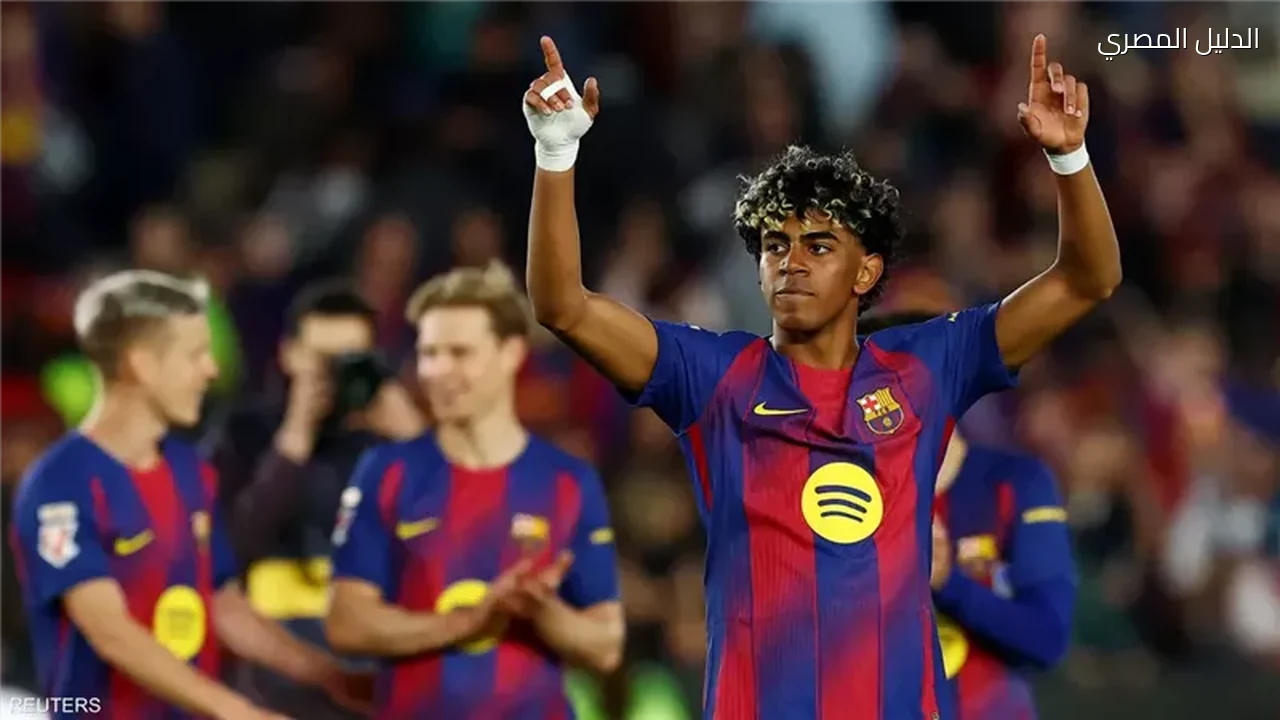 الدوري الإسباني برشلونة يتقدم على ريال بيتيس 2-1
