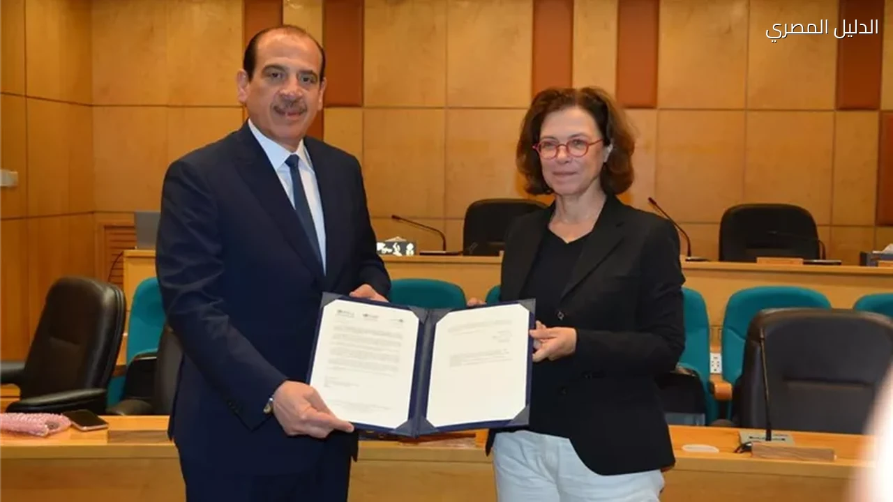 الصحة تتسلم اعتماد أول مركز متعاون مع الصحة العالمية
