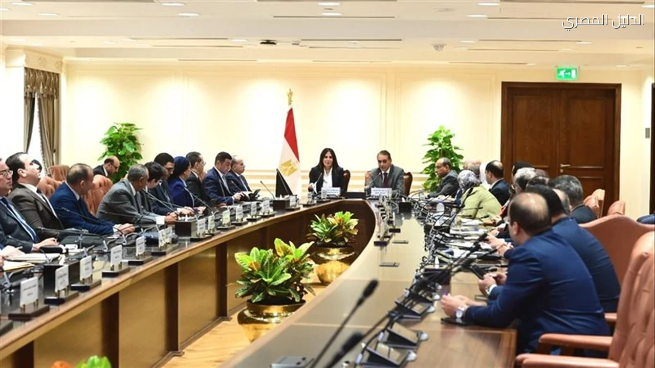 الإدارة المحلية برلماني نبحث رؤى الأطراف بشأن القانون