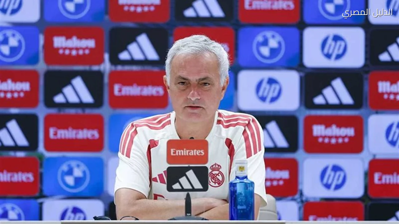 مورينيو يدافع عن لاعبي ريال مدريد قبل فياريال