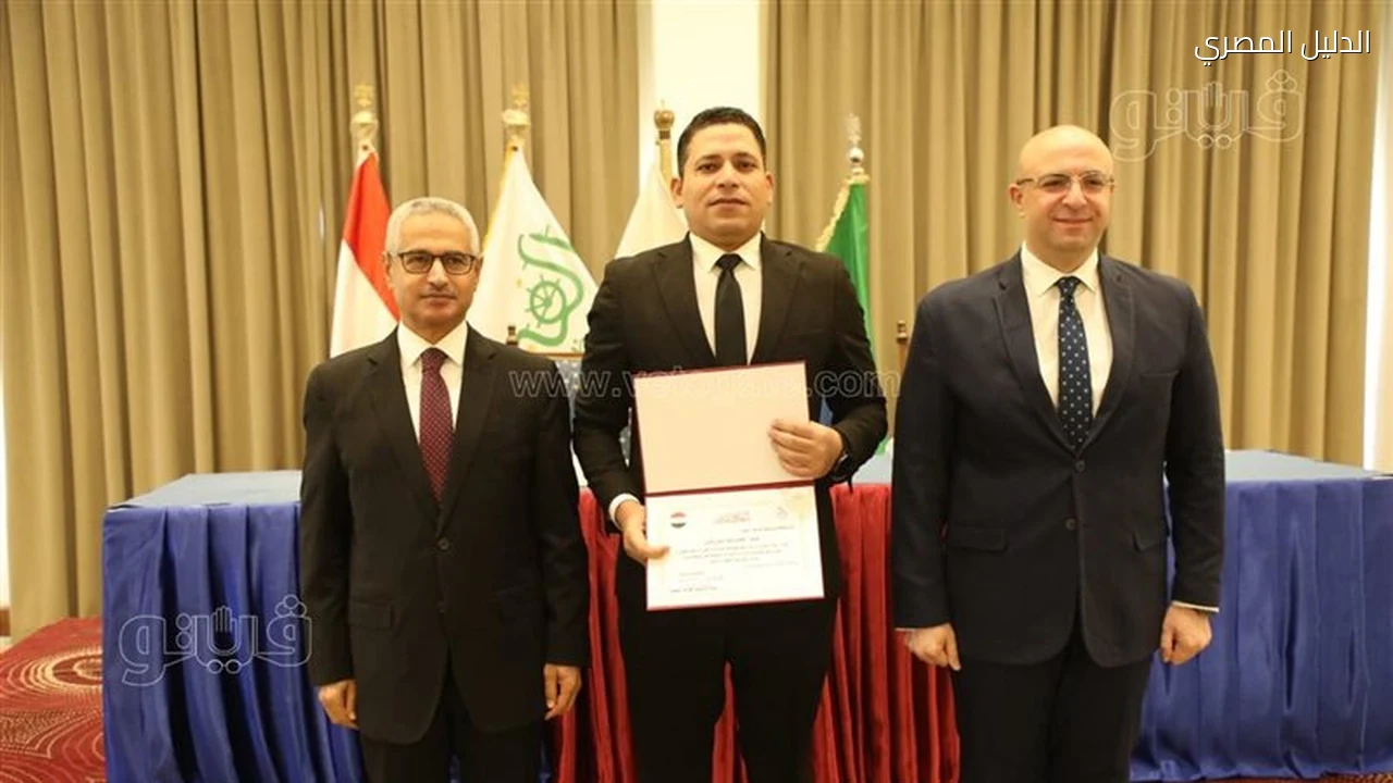 تكريم 11 فائزًا من بني سويف في المشروعات الخضراء الذكية