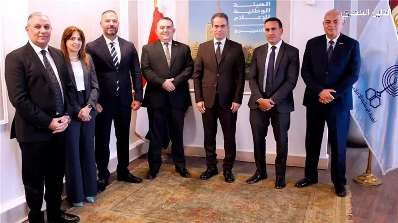 البورصة المصرية توقع بروتوكولاً مع الهيئة الوطنية للإعلام