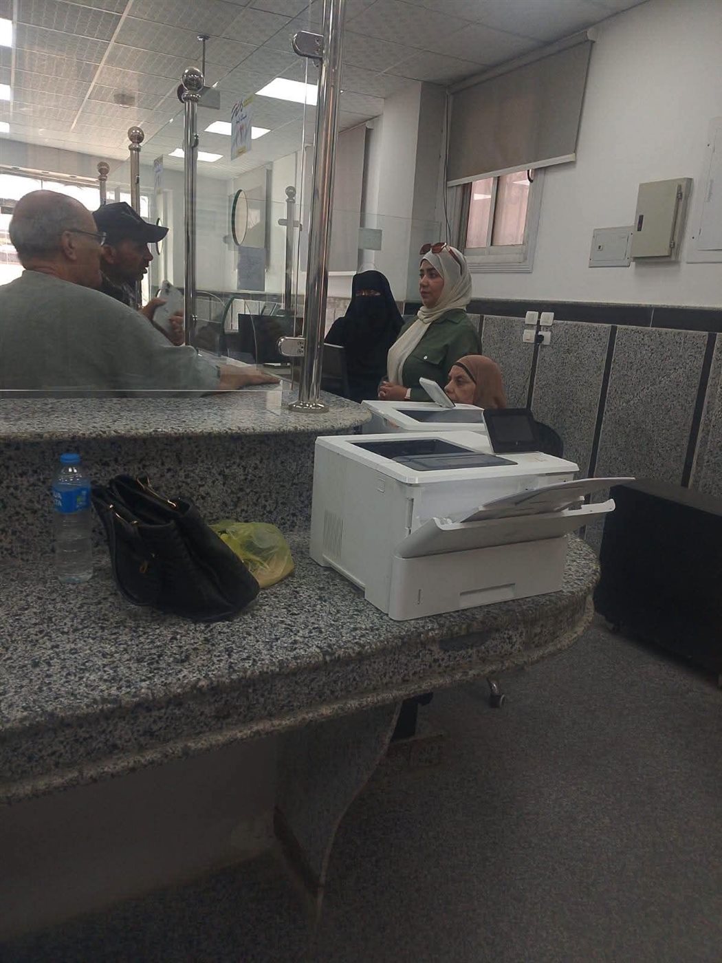 حملات مكثفة للنظافة والتشجير وصيانة <a href=