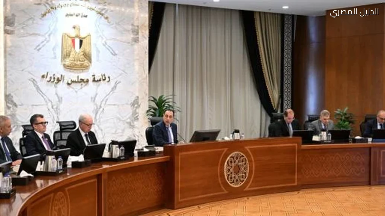 رئيس الوزراء يستعرض محاور جلستي حوار بشأن موارد النقد وإدارة الدين