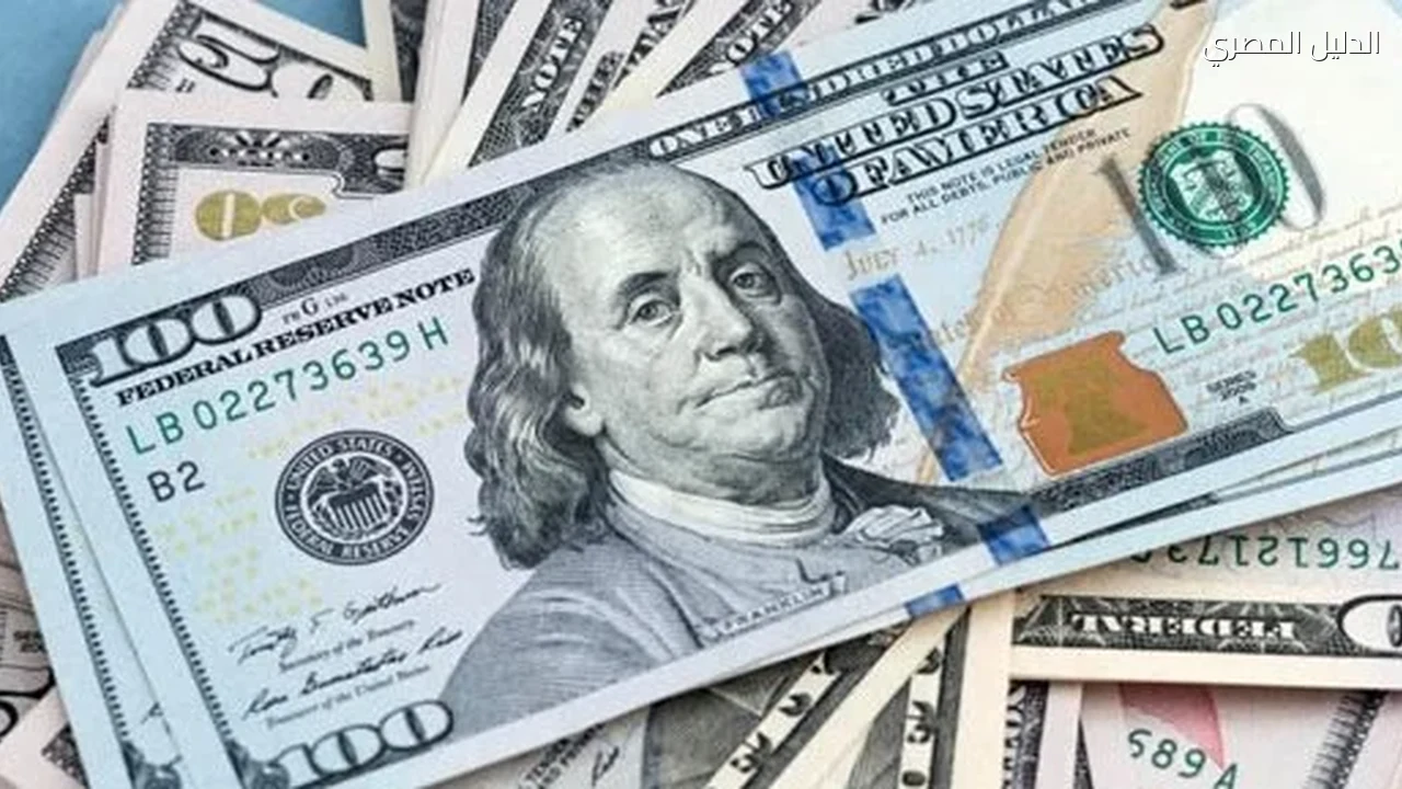 سعر الدولار يواصل قفزاته.. وبنك الكويت الوطني يسجل أعلى سعر للبيع بـ52.52 جنيه