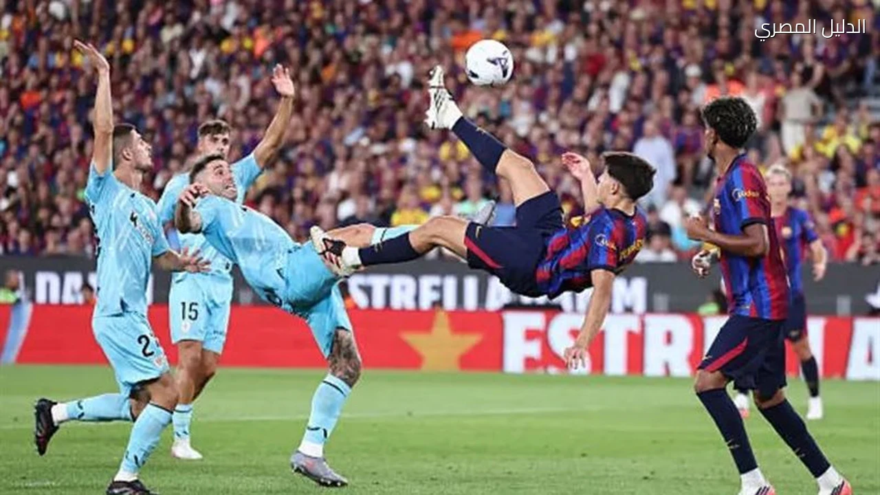 فليك يقترب من إنجاز تاريخي جديد مع برشلونة
