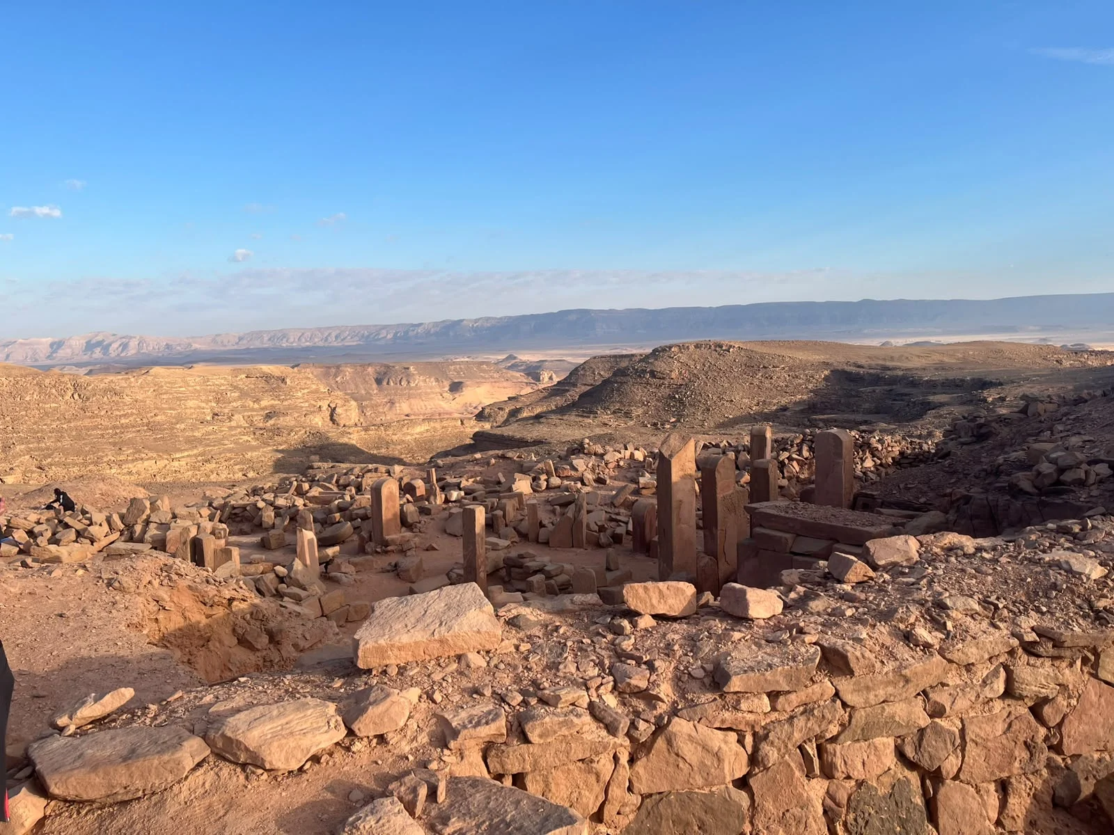 معبد سيدة الفيروز سرابيط الخادم معبد سيدة الفيروز سرابيط الخادم