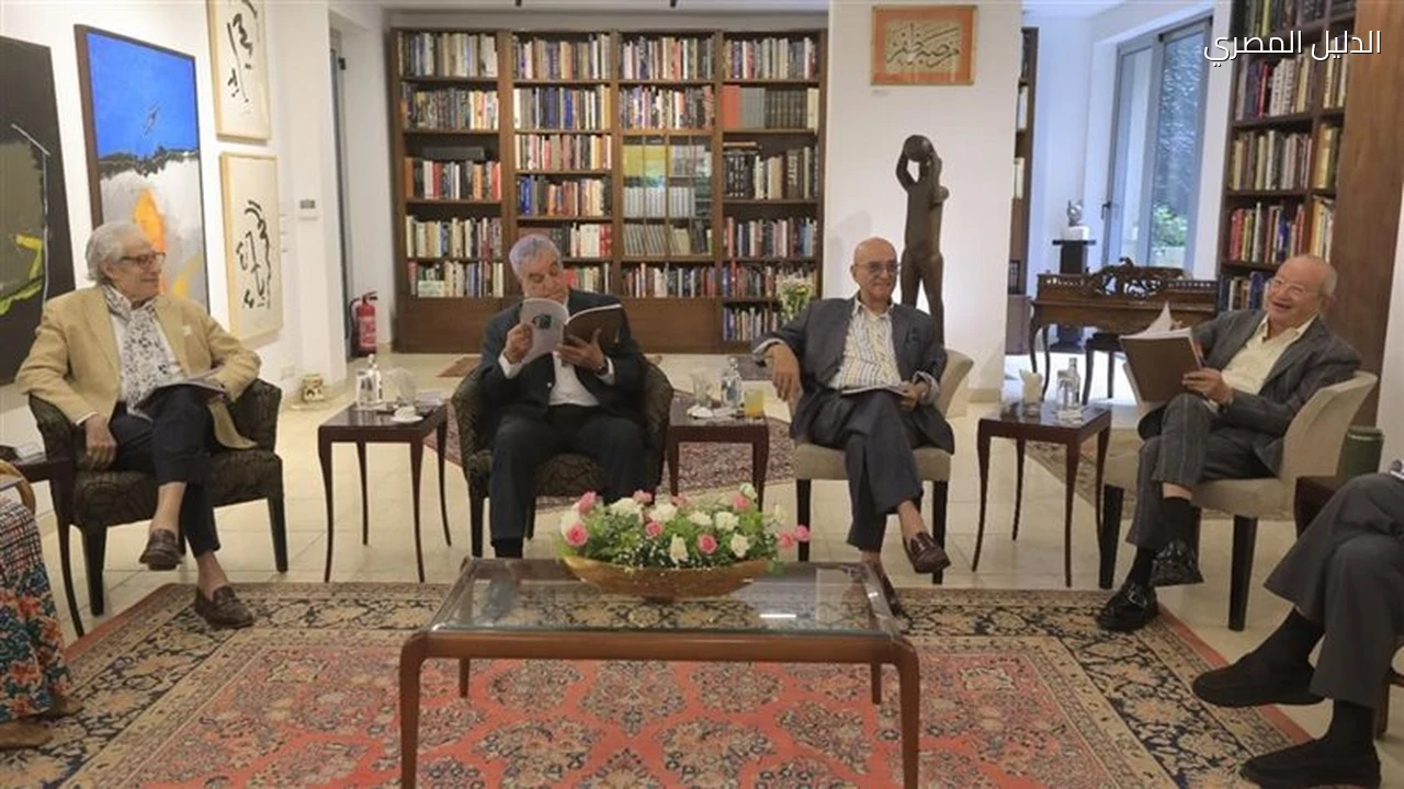مؤسسة فاروق حسني تمنح ماهر إستينو جائزة الاستحقاق الكبرى