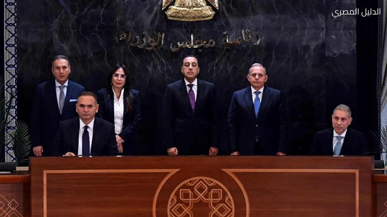 هايد بارك تشتري 415 فدانًا بأرض دريم لاند