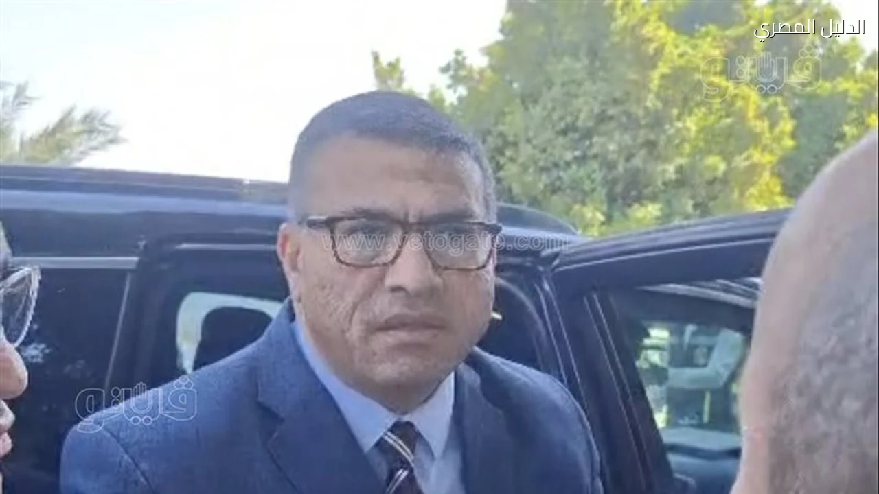 محافظات قنا يوجه بحل أزمات السوق الحضاري بنجع حمادي