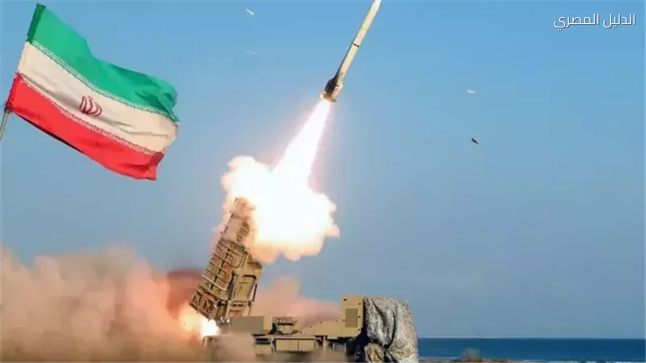إيران تلوح برد هائل على أي ضربة وتكشف عتادًا جديدًا