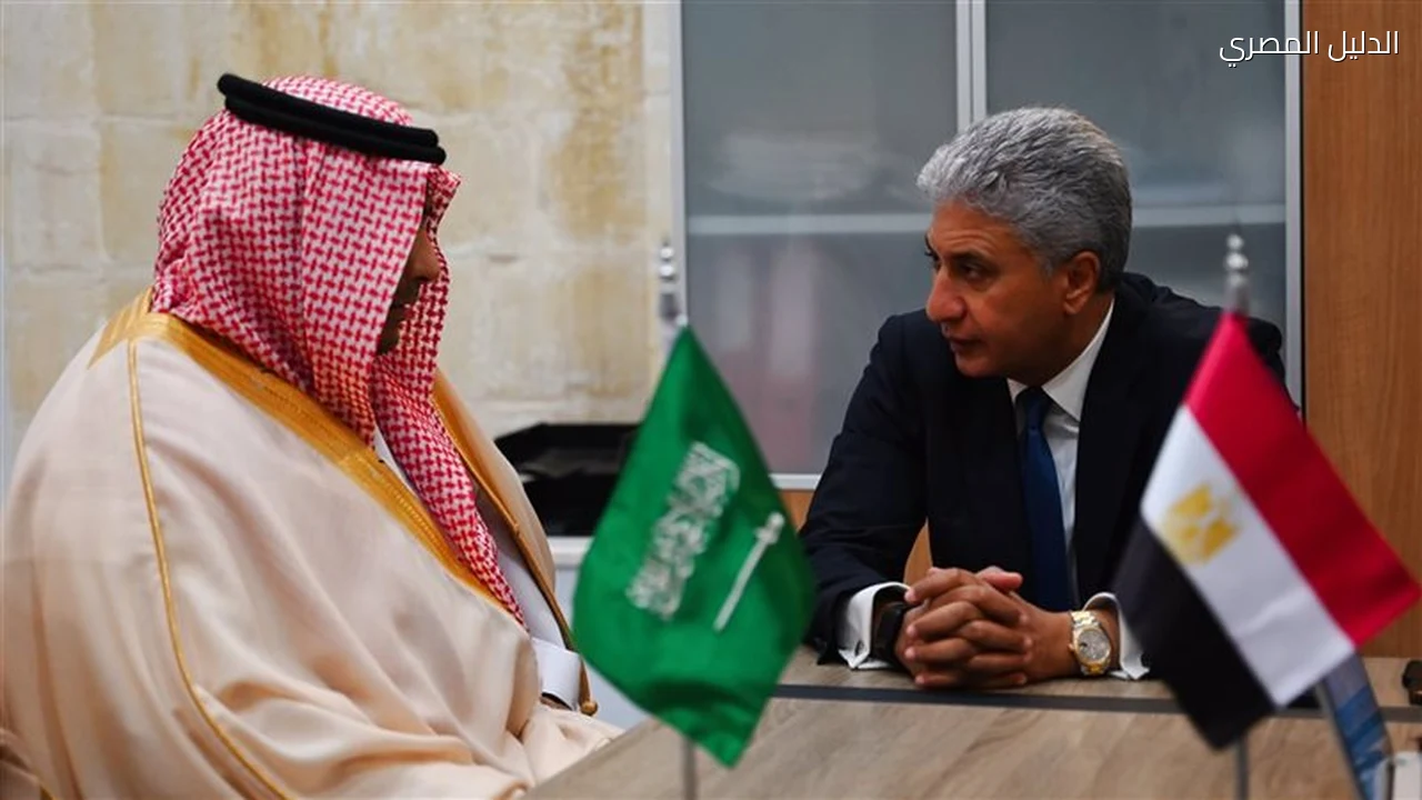 وزير السياحة والآثار يتوسع في الذكاء الاصطناعي بالترويج السياحي