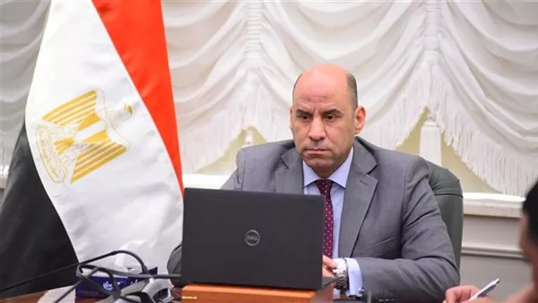 وزير العمل يعلن انتهاء مراجعة مستندات 4 لجان عمالية استعدادًا للاعتماد