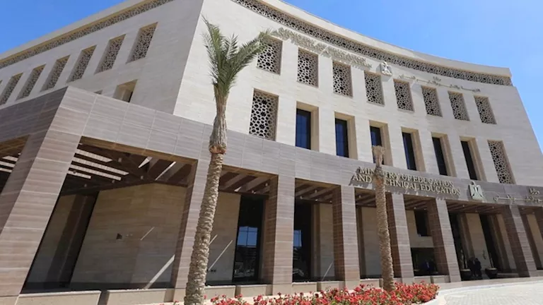 ألوان نتائج النقل 2026: الحكومة توضح دلالات الأحمر والأزرق والأخضر
