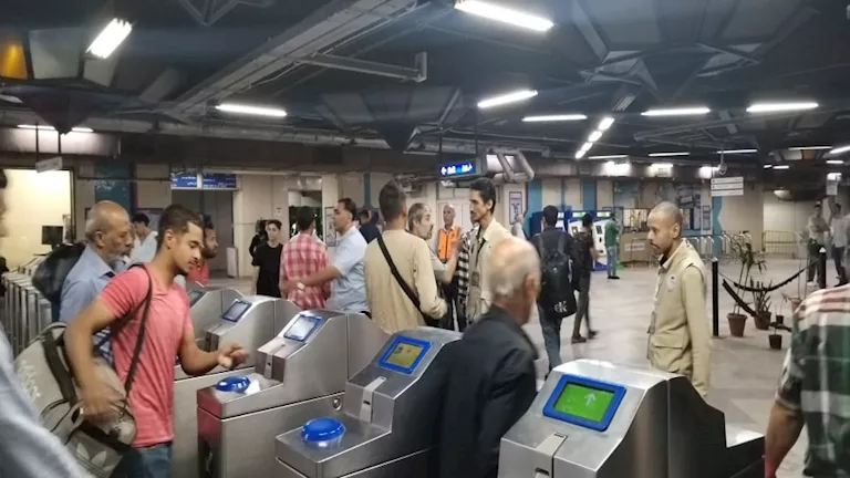 الحكومة تؤكد استمرار خدمات المترو والمونوريل والأتوبيس الترددي خلال عيد الأضحى