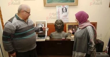 جولة في متحف مديحة يسرى: استكشاف الصور النادرة وفساتينها والتمثال الشهير