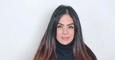 تشييع جثمان والدة المذيعة بسنت بكر في المنصورة بعد صلاة العصر