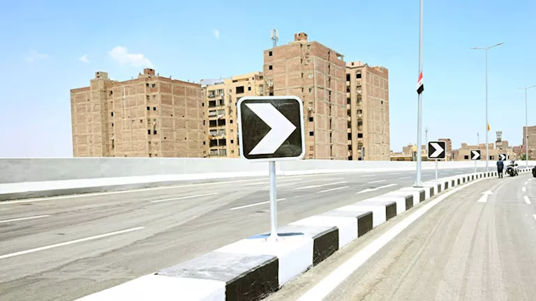 رئيس الحكومة يعلن عن قرب افتتاح محور عمرو بن العاص في الجيزة