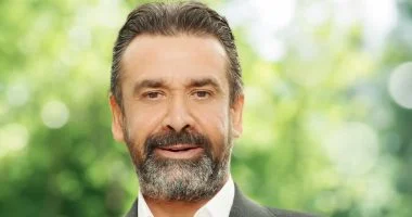 كريم عبد العزيز: همس الجنون لنجيب محفوظ يقدم قصصًا فريدة