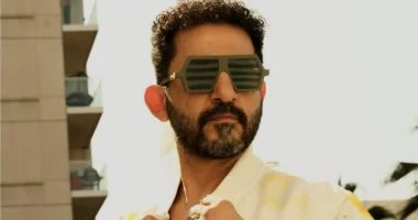 محمد رمضان يعبر عن تعازيه في وفاة والدة أحمد حلمي