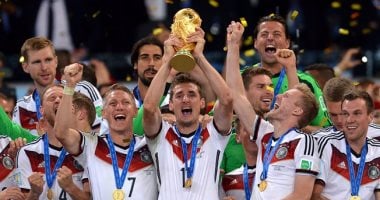 10 أرقام مهددة بالسقوط في كأس العالم