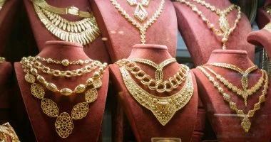 آخر تطورات سعر الذهب اليوم وتحديث لحظي