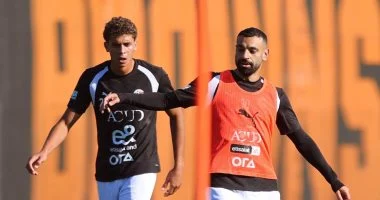 موهبة برشلونة تحت رعاية محمد صلاح قبل كأس العالم 2026