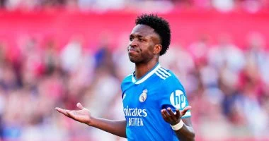 فينيسيوس يواجه مستقبله مع ريال مدريد في كأس العالم