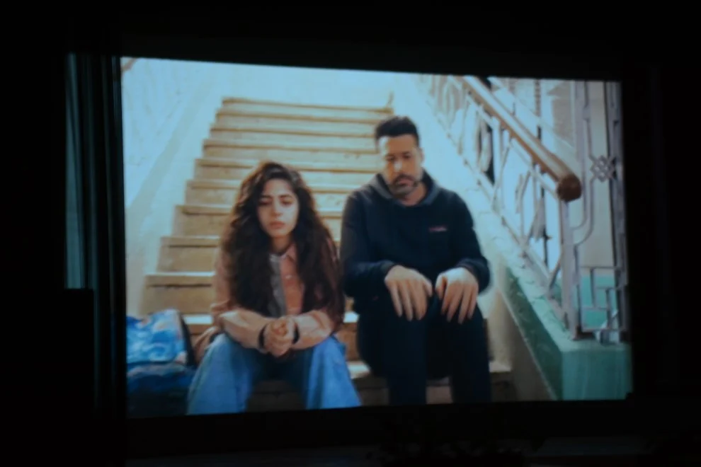 إقبال جماهيري كبير على عرض فيلم «ولنا في الخيال حب» بنادي سينما أوبرا دمنهور (1) إقبال جماهيري كبير على عرض فيلم «ولنا في الخيال حب» بنادي سينما أوبرا دمنهور (1)