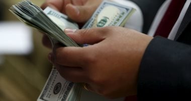 هدوء سعر الدولار مقابل الجنيه في بداية التعاملات الصباحية