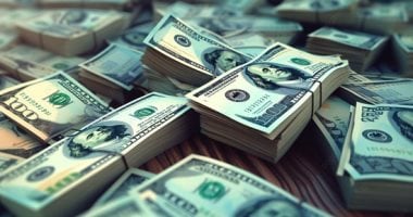 سعر الدولار مقابل الجنيه قبل بدء جلسة التداول