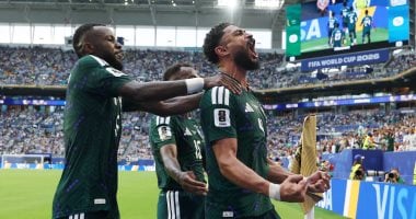 السعودية تحقق إنجازًا تاريخيًا في كأس العالم بفضل العمري كأول مدافع يسجل للأخضر