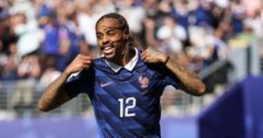 باركولا يسجل الهدف الثاني لفرنسا في مواجهة السنغال 2-0