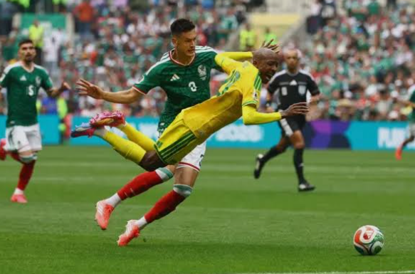 الوووو طرد لاعب المكسيك الةةة