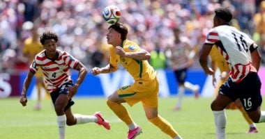 منتخب الولايات المتحدة يتفوق على أستراليا بهدفين ويتأهل لدور الـ 32 بكأس العالم