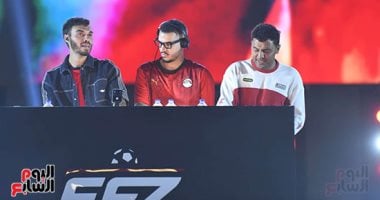 ديسكو مصر يقدم عرضًا مميزًا على مسرح EFZ بداليدا وعبد الغفور البرعى