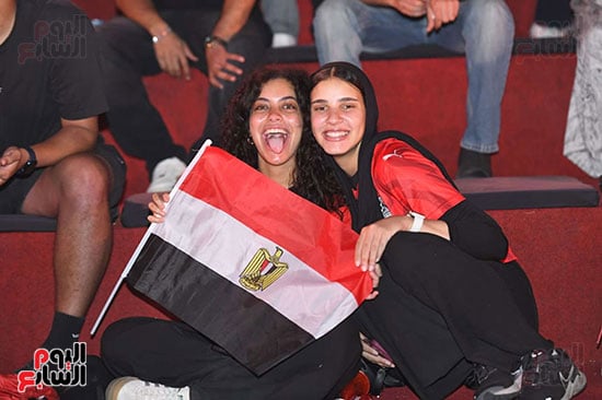 العائلات تتجمع فى حب مصر العائلات تتجمع فى حب مصر