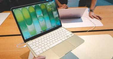أسباب عدم اعتماد أجهزة ماك على شاشات اللمس في تصميمها