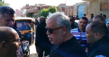 أشرف ذكي ينعى عبد العزيز مخيون: فقدان رمز من رموز الفن