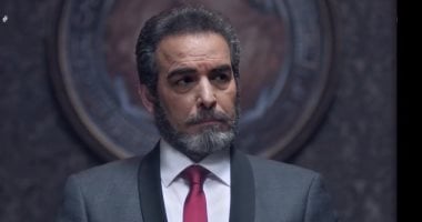 أشرف زكي يؤكد صحة الفنان أحمد عبد العزيز الجيدة