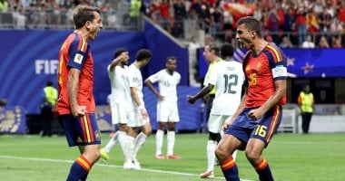 إسبانيا تتفوق على السعودية 3-0 في الشوط الأول بكأس العالم