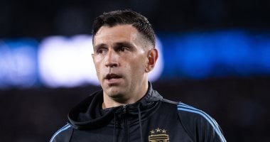 إيمليانو مارتينيز يستعد لمباراة الأرجنتين الافتتاحية في كأس العالم