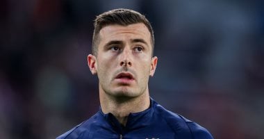 برشلونة يعلن رسميًا رحيل حارسه إيناكي بينيا إلى باناثينايكوس اليوناني
