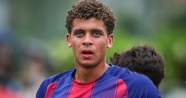 برشلونة يفعل بند شراء حمزة عبد الكريم من الأهلي