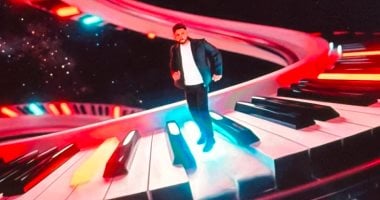 تامر حسني يناشد جمهور Egyptian Fan Zone بالعاصمة الجديدة للدعاء للمنتخب